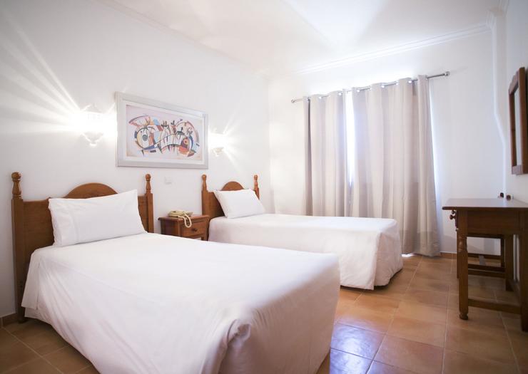 Estudio con balcón (2 adultos) Mirachoro Portimão *** Estudio con balcón (2 adultos) Mirachoro Portimão ***