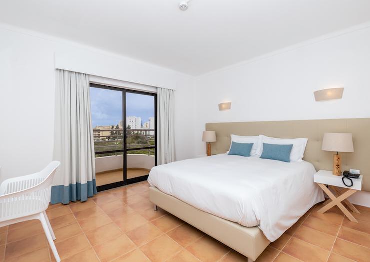 Apartamento de 1 dormitorio con balcón (2 adultos) Mirachoro Praia da Rocha ** Portimão Apartamento de 1 dormitorio con balcón (2 adultos) Mirachoro Praia da Rocha ** Portimão