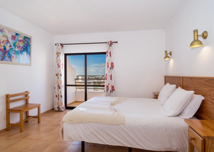 Apartamento de 1 dormitorio con balcón (4 adultos) Mirachoro Praia da Rocha ** Portimão Apartamento de 1 dormitorio con balcón (4 adultos) Mirachoro Praia da Rocha ** Portimão