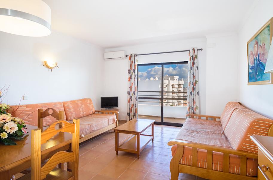 Apartamento de 1 dormitorio con balcón (4 adultos) Mirachoro Praia da Rocha ** Portimão Apartamento de 1 dormitorio con balcón (4 adultos) Mirachoro Praia da Rocha ** Portimão