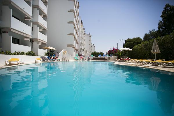 {'titulo': 'Piscina', 'imagen': 'uploads/galeriahoteles/PISCINA-apartamentos-mirachoro-1.jpg', 'descripcion': None} Mirachoro Albufeira *** {'titulo': 'Piscina', 'imagen': 'uploads/galeriahoteles/PISCINA-apartamentos-mirachoro-1.jpg', 'descripcion': None} Mirachoro Albufeira ***